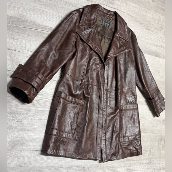 Vintage 90s | Pierre André | Leather Trench - Picture 2 of 11